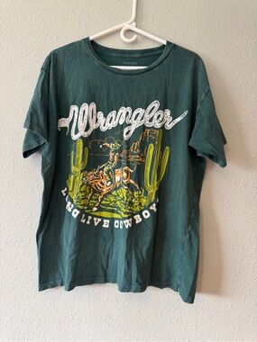 Wrangler women’s Forest Green Graphic Tee - Long Live Cowboy